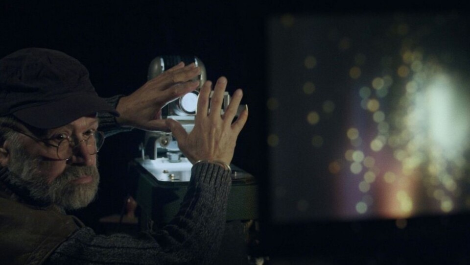 “Objectos de Luz”: da luz nascemos, da luz&nbsp;morremos