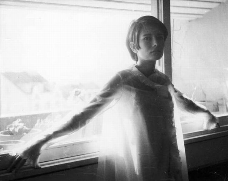 A devoção de Maria Cabral a um país nos “Verdes&nbsp;Anos”