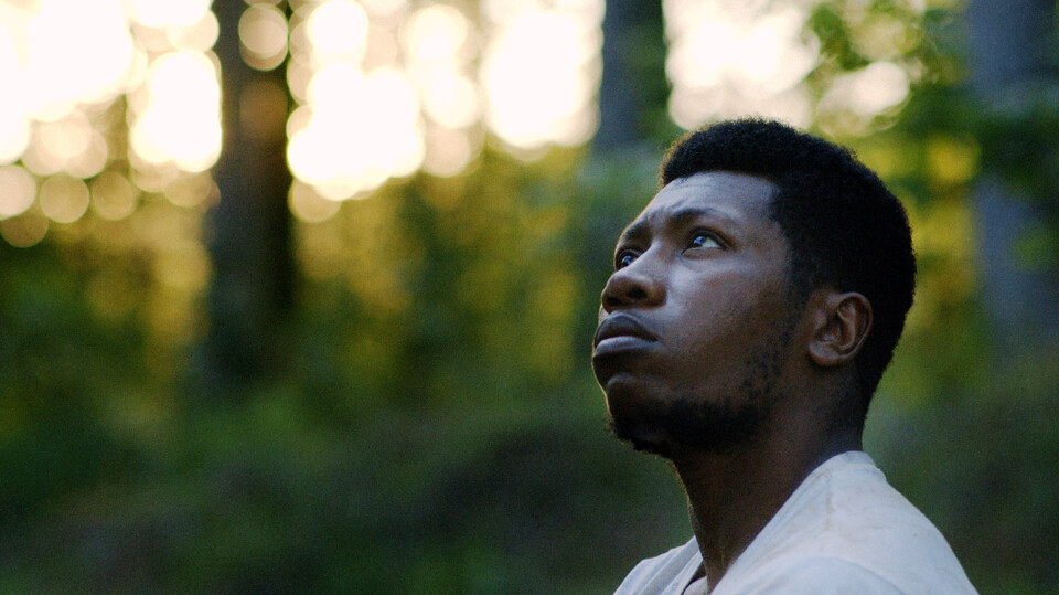 “Then I’m walking in ‘Memphis’, was walking with my feet, ten feet off of&nbsp;Beale”