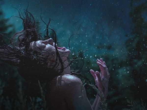 O canto das mulheres embruxadas e dos homens&nbsp;ridículos