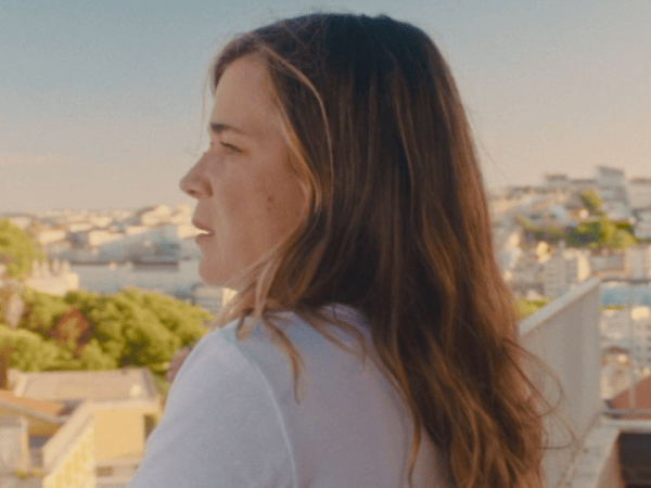 Histórias felizes em tempos de ansiedade: uma conversa com Céline Devaux em amor à&nbsp;Jeanne