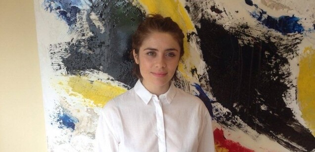 Greta Scarano: “Roma é um lugar onde o Poder corrompe, e onde existe Poder, existe sobretudo interesse.”