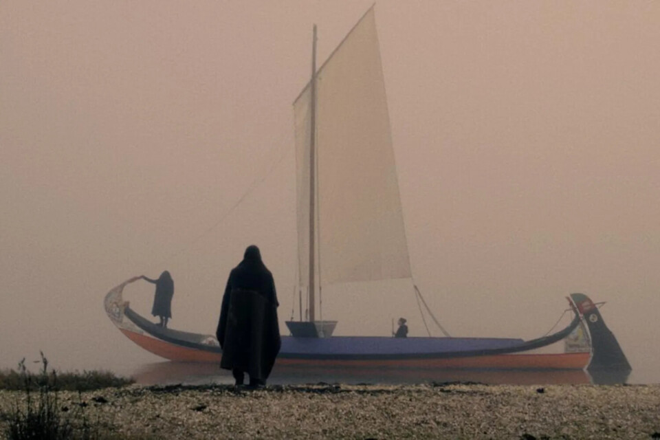 Os Deuses pagam impostos aos&nbsp;Pássaros