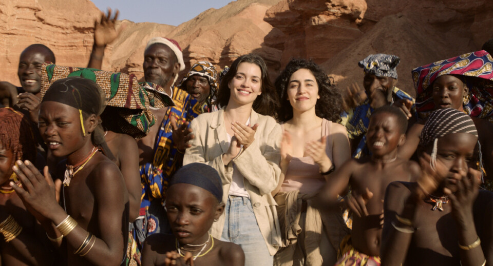 Joana Ribeiro em “Os Papéis do Inglês”: “há momentos em que somos só nós e o deserto. Isso pode ser assustador, mas também é libertador.”