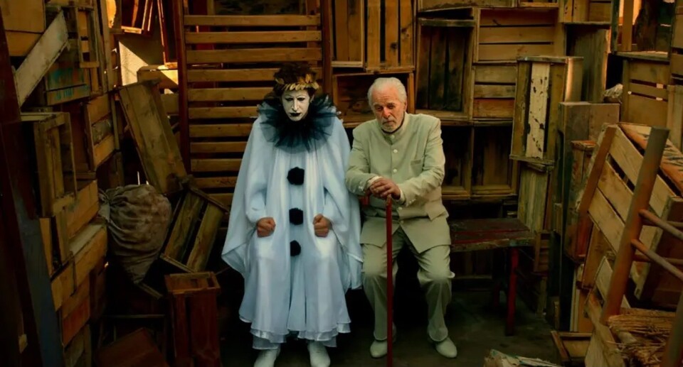 “A poesia não é apenas escrever versos”: antes do pequeno almoço, uma breve conversa com Alejandro&nbsp;Jodorowsky.