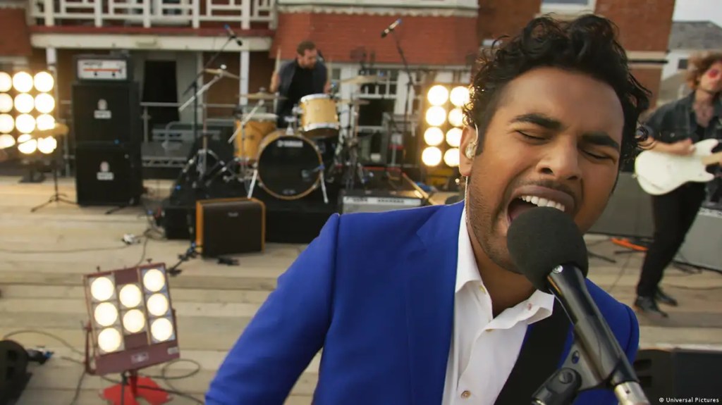 Nesta realidade alternativa The Beatles vão, mas Ed Sheeran&nbsp;fica!