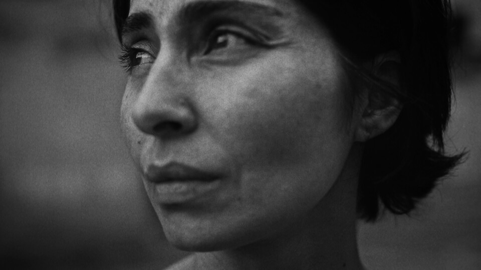 “Meteorlar”: a existência humana reduzida a fenómeno&nbsp;cósmico