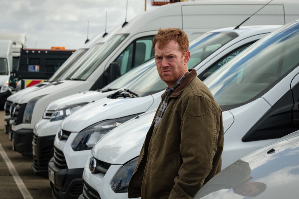 “Existe uma espécie de ‘cão raivoso’ em mim”, falando com Kris Hitchen, o actor de “Sorry We Missed&nbsp;You”