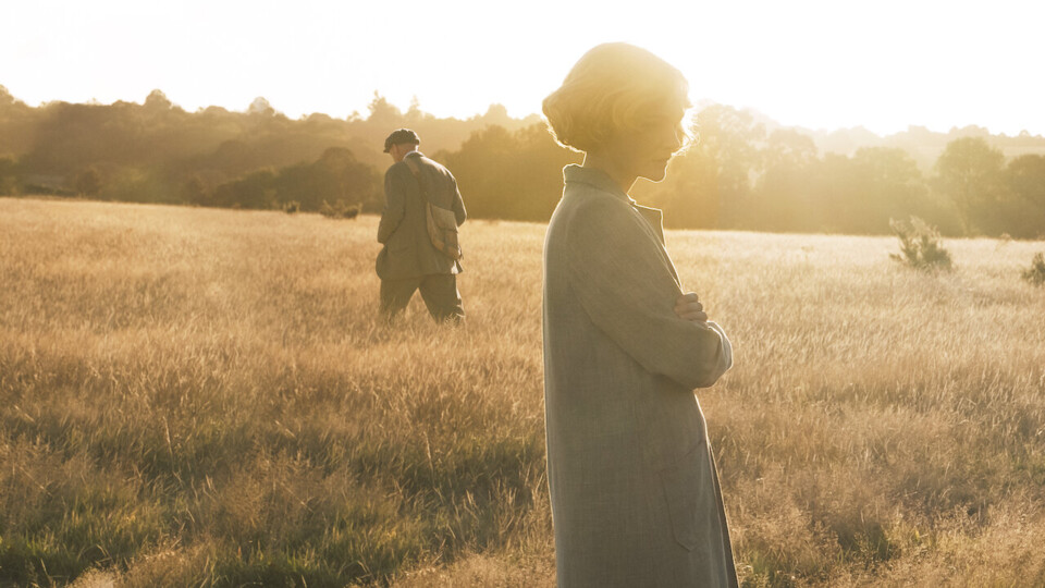 Tanto esforço de Carey Mulligan e Ralph Fiennes para desenterrar apenas latão&nbsp;…