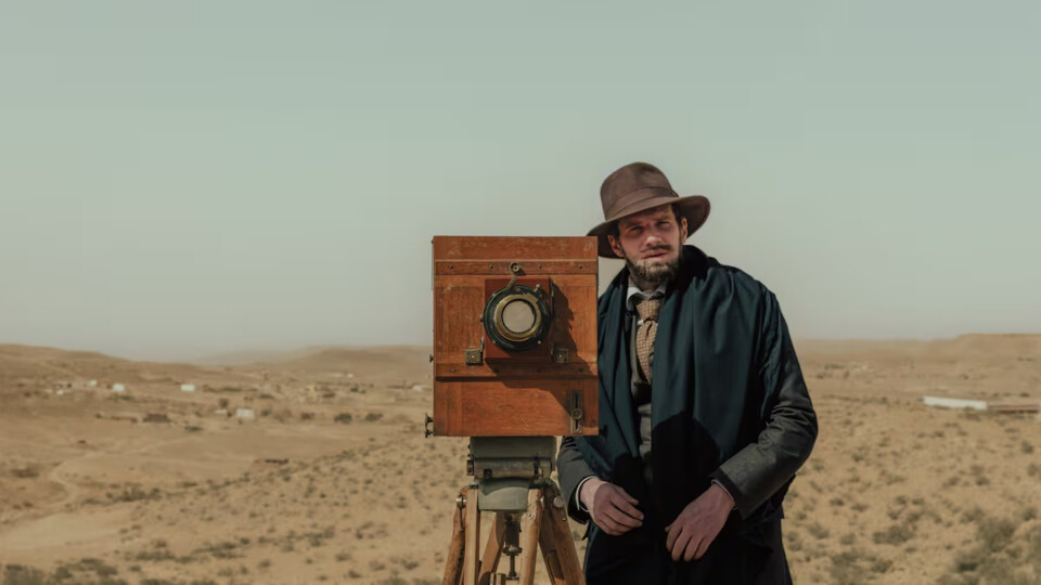 Doclisboa ’25: daqui consigo ver o mundo lá de fora. Uma conversa com Hélder Beja, sobre programação e imagens a&nbsp;(re)descobrir