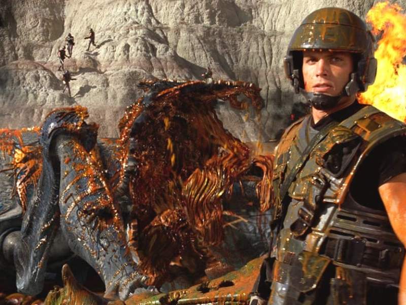 Corpos de combate, corpos “iguais”: Paul Verhoeven torce a&nbsp;propaganda