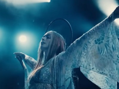 Vá com a benção da pop star&nbsp;…
