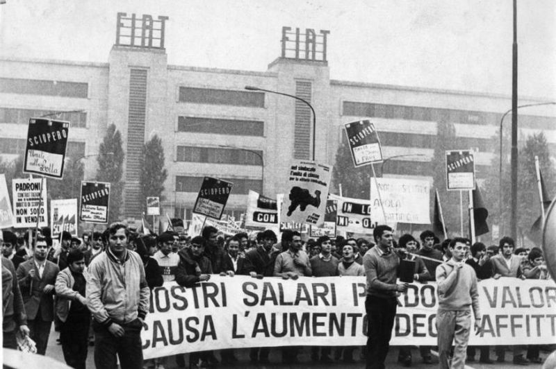 Interdito a Cães e a&nbsp;Italianos