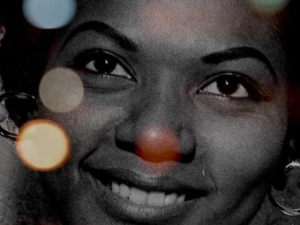As mil e uma noites de Alaíde. Uma conversa nas vésperas do concerto, com Alaíde Costa e Liliane&nbsp;Mutti.